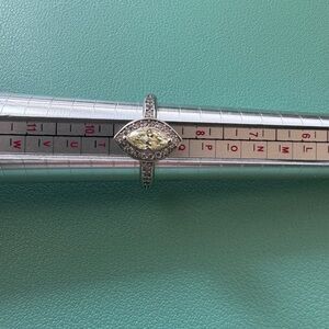 Fragrant Jewels Light Yellow and Silver NWOT Ring Size 9